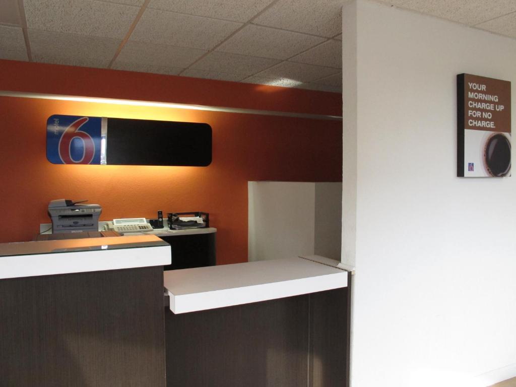 Motel 6 Baltimore Md Eksteriør bilde